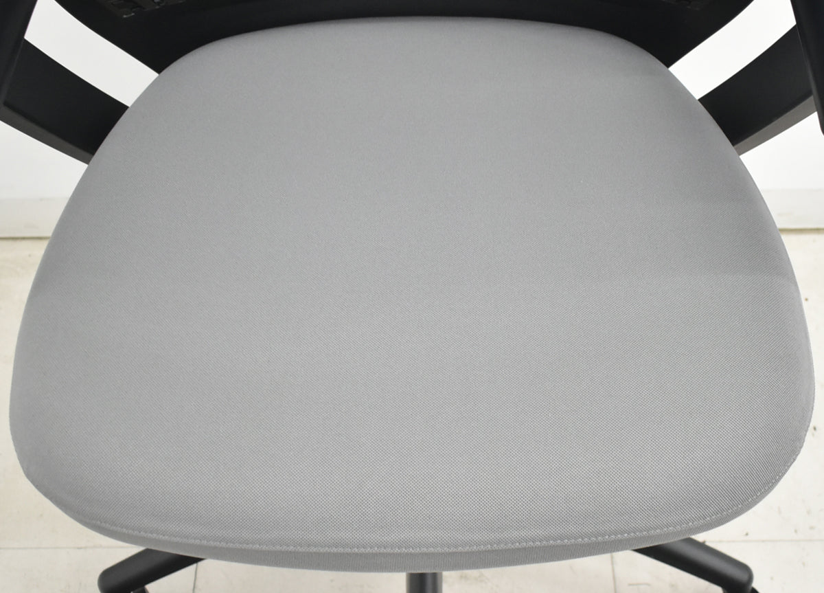 【中古】Knoll　リジェネレーション　可動肘（ハイパフォーマンス肘）ダイナミックサスペンション　2026031601【中古オフィス家具】