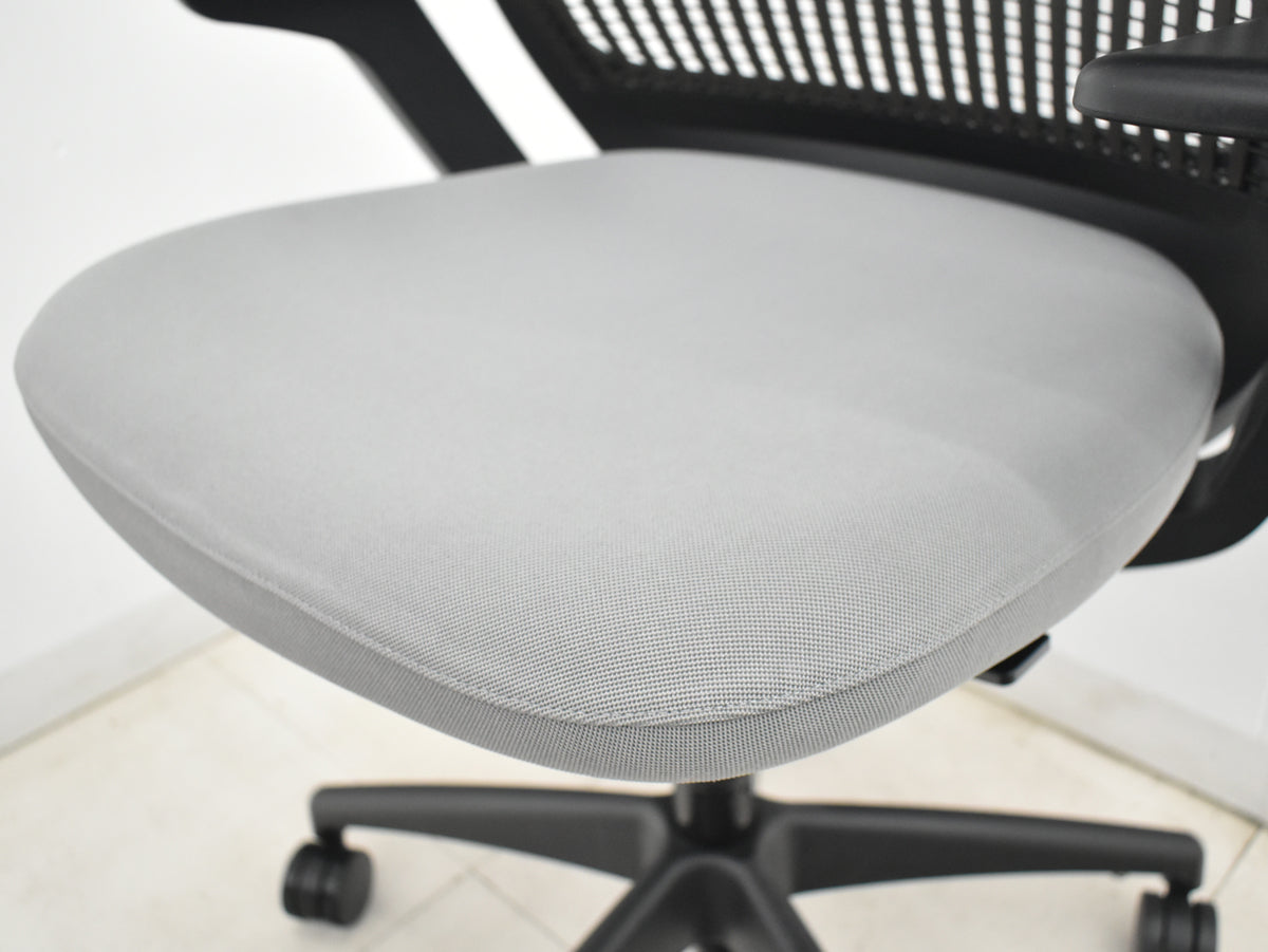 【中古】Knoll　リジェネレーション　可動肘（ハイパフォーマンス肘）ダイナミックサスペンション　2026031601【中古オフィス家具】