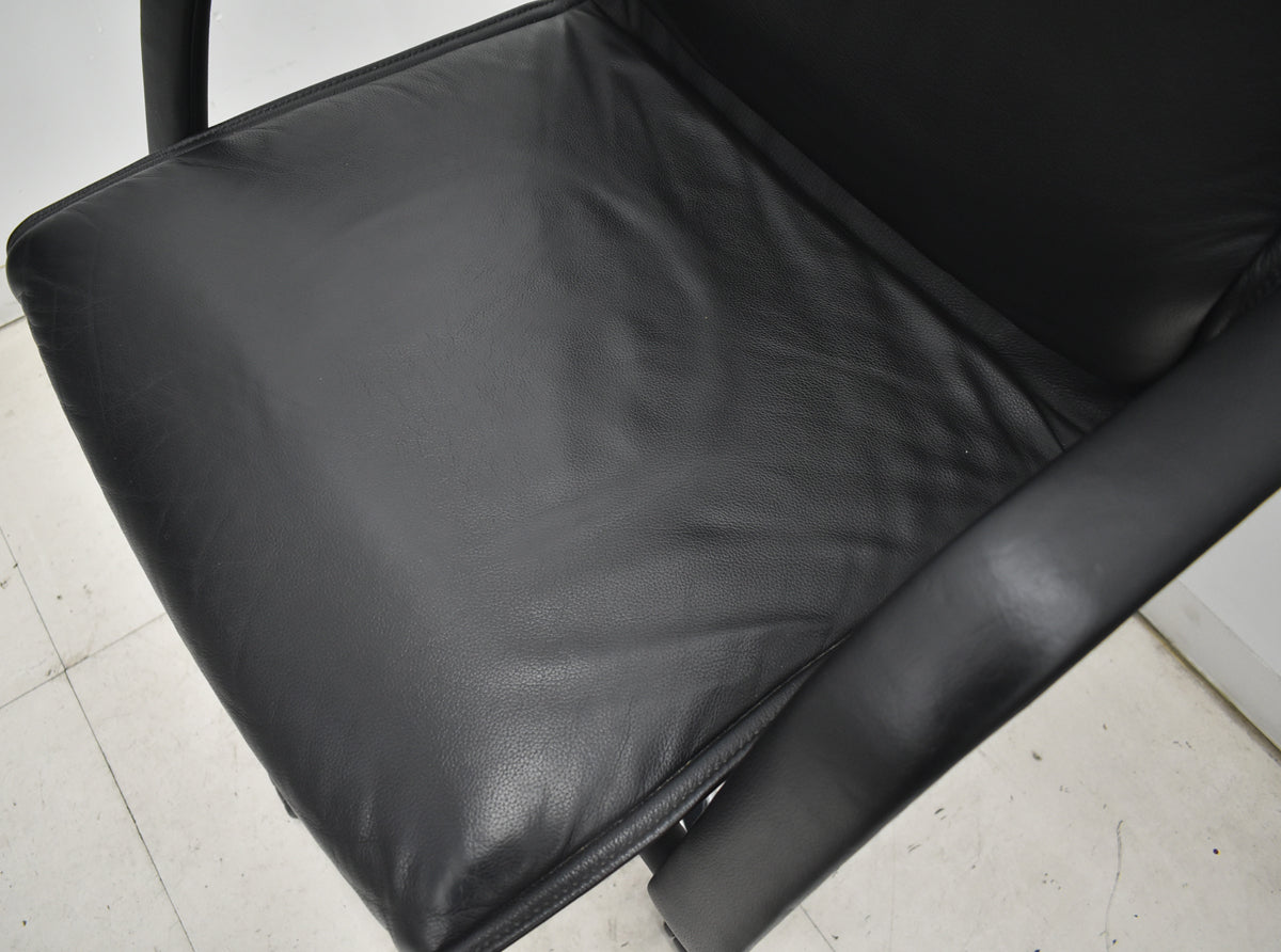 【中古】ウィルクハーン　FSライン　ハイバック　固定肘　革張り　ブラック　2026032303【中古オフィス家具】