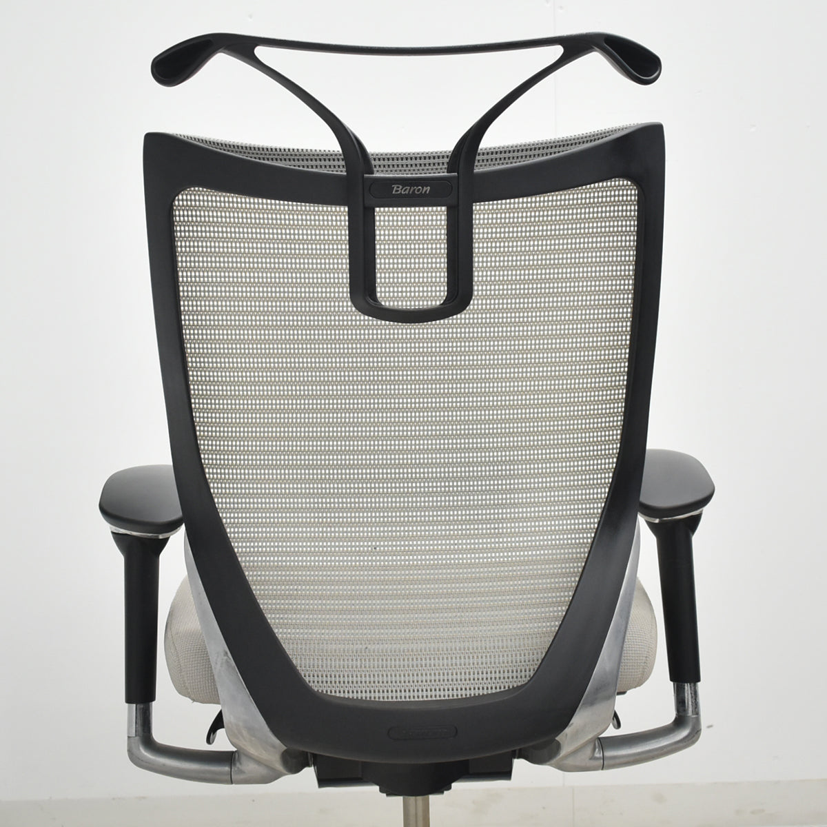 【中古】[難有]オカムラ　バロン　ローバック　可動肘　ポリッシュ　ハンガー　グレー　2026032306【中古オフィス家具】