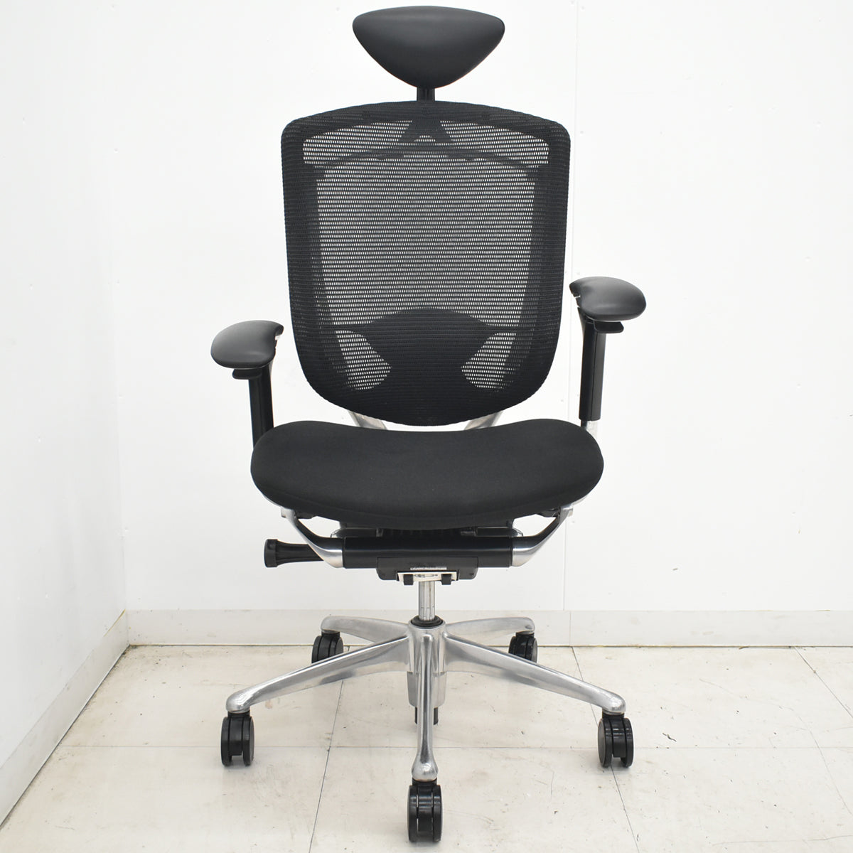 【中古】オカムラ　コンテッサ　可動肘　ヘッドレスト　ランバーサポート　ポリッシュ　2026032802【中古オフィス家具】