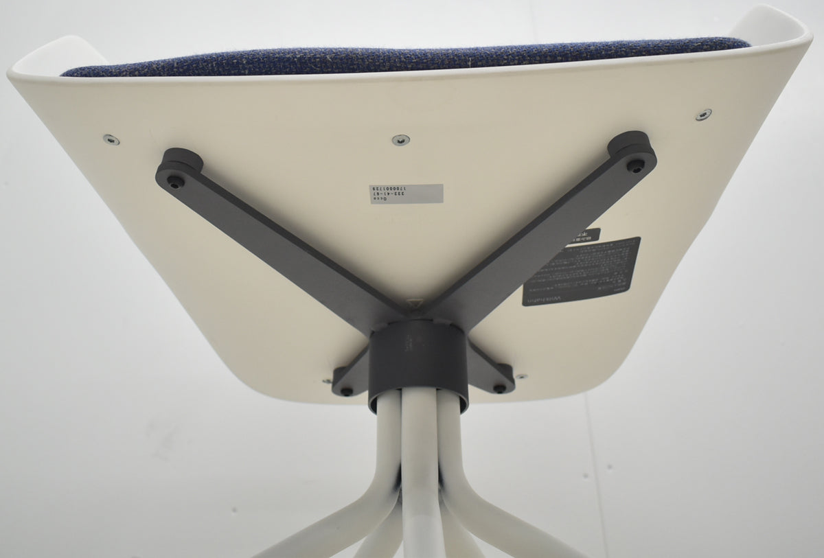 【中古】ウィルクハーン　222renge OCCO　オッコ　座面クッション付　ウレタンキャスター　ホワイト　2026033006【中古オフィス家具】