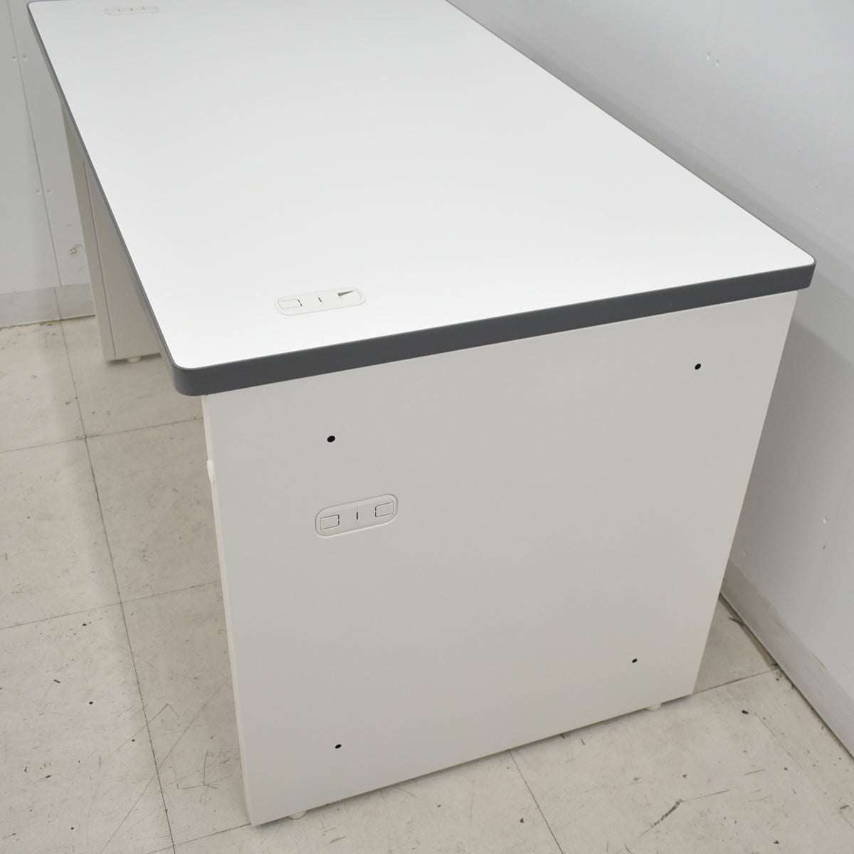 【中古】生興　NSカウンター　ローカウンター　ホワイト　幅1200　2026040107【中古オフィス家具】