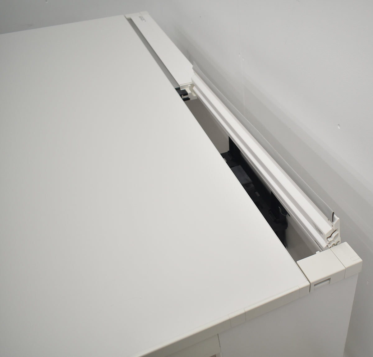 【中古】イトーキ　CZRシリーズ　平机　引き出し付　幅1400×奥行600×高さ（全高）720（mm）　2026040701【中古オフィス家具】