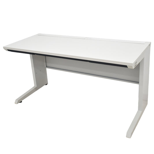 【中古】イトーキ　CZRシリーズ　平机　引き出し付　幅1400×奥行600×高さ（全高）720（mm）　2026040701【中古オフィス家具】