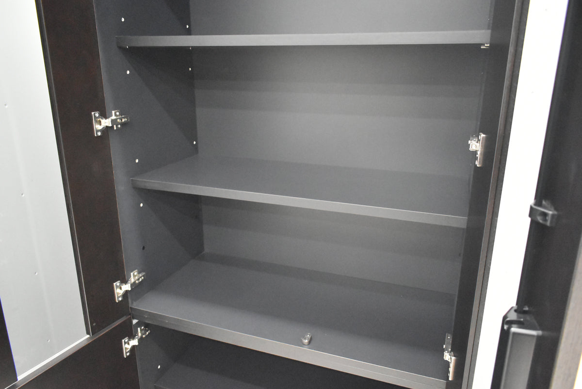 【中古】オカムラ　グレースライン　役員用書棚　ガラス扉　2024年製　全高1800　2026041603【中古オフィス家具】