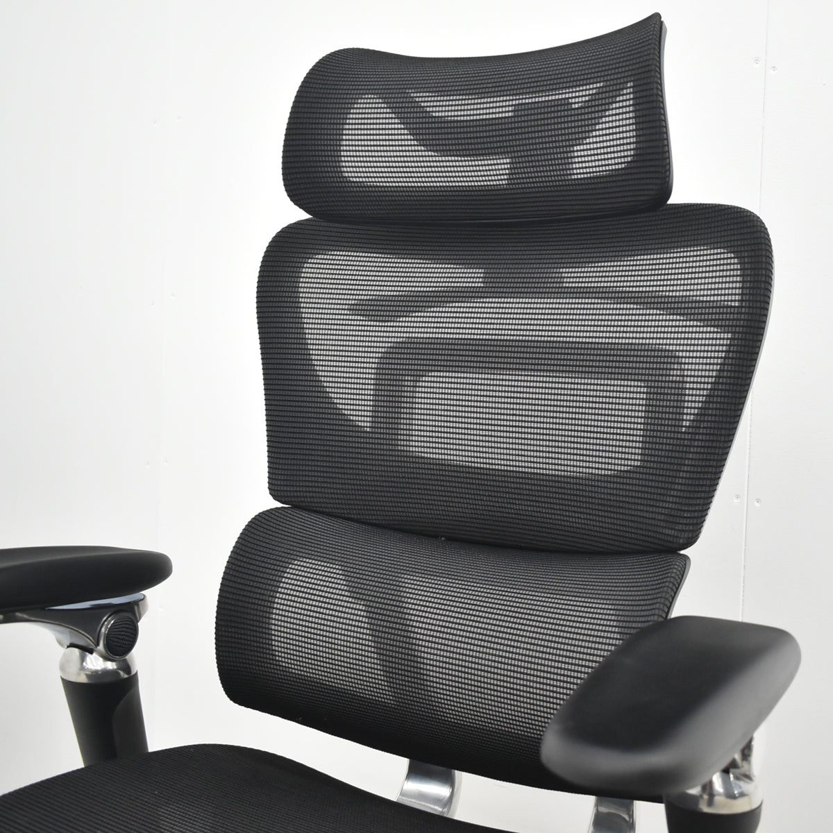 【中古】株式会社COFO（FOS）COFO Chair Premium 2　３Ｄヘッドレスト　６Ｄアームレスト可動肘　フットレスト　インラインスケート用ホイール（ポリウレタン）2026042007【中古オフィス家具】