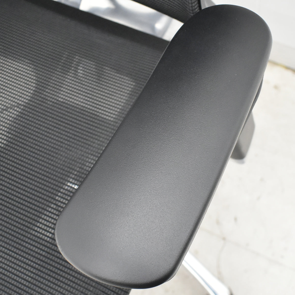 【中古】株式会社COFO（FOS）COFO Chair Premium 1　３Ｄヘッドレスト　３Ｄアームレスト　フットレスト　ウレタンキャスター　ポリッシュ　2026042101【中古オフィス家具】