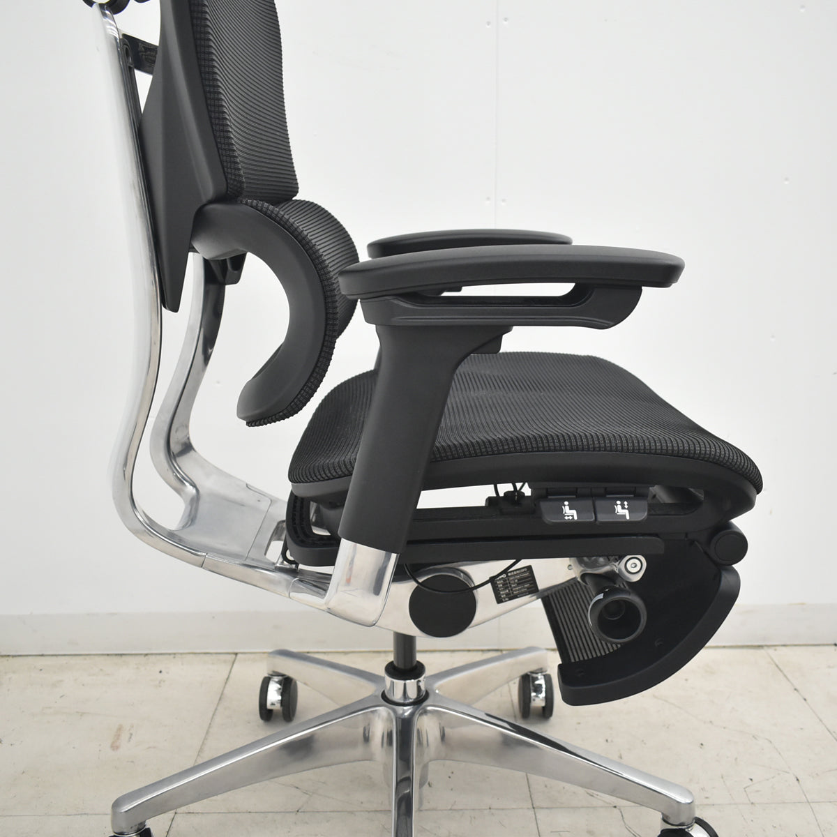 【中古】株式会社COFO（FOS）COFO Chair Premium 1　３Ｄヘッドレスト　３Ｄアームレスト　フットレスト　ウレタンキャスター　ポリッシュ　2026042101【中古オフィス家具】