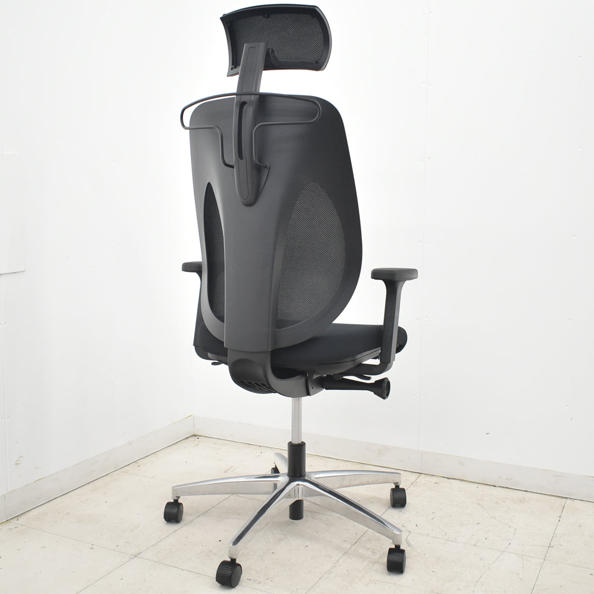 【中古】ジロフレックス　353シリーズ　ヘッドレスト　可動肘　ポリッシュ　ハンガー　ブラック　2026042203【中古オフィス家具】