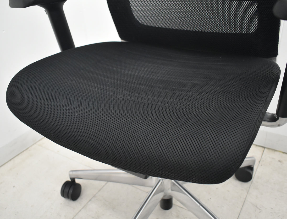 【中古】コクヨ　エアフォート　可動肘　エアランバーサポート　ポリッシュ　ブラック　2026042206【中古オフィス家具】