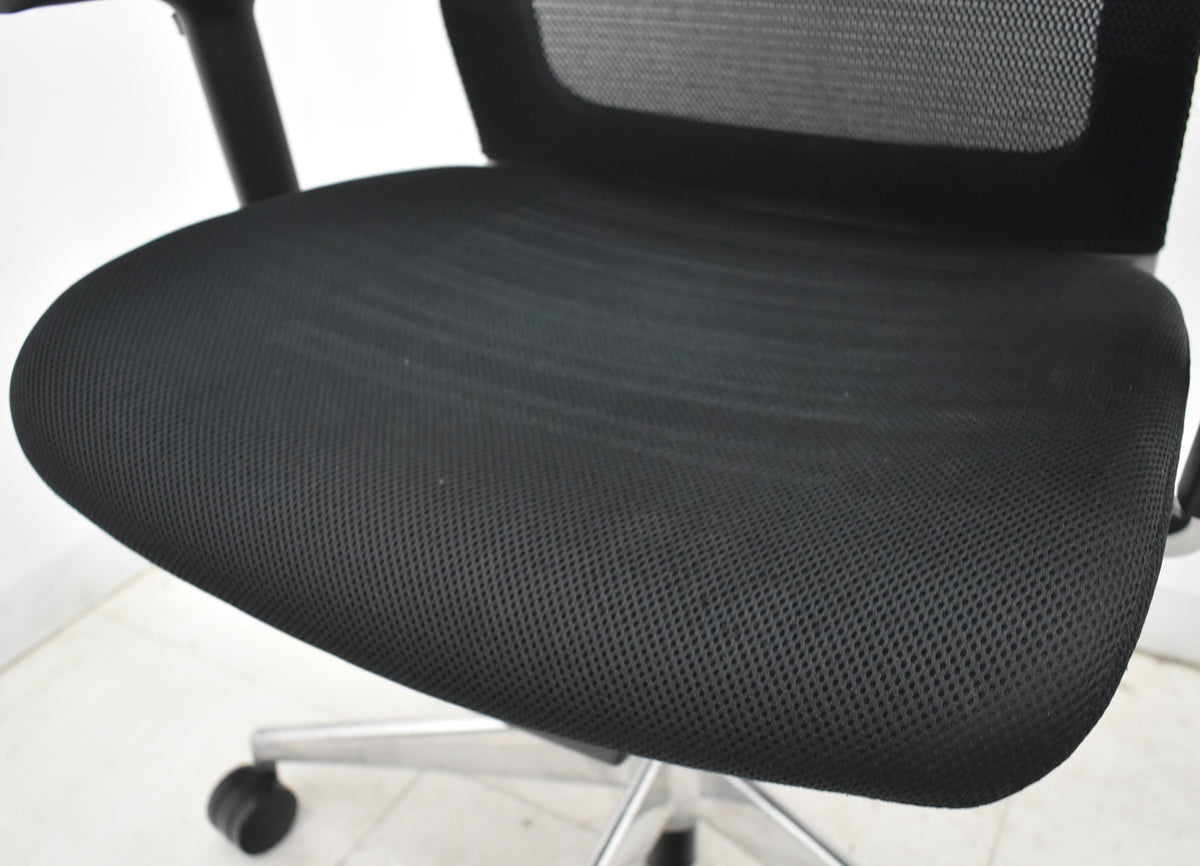 【中古】コクヨ　エアフォート　ヘッドレスト　可動肘　エアランバーサポート　ポリッシュ　ブラック　2026042301【中古オフィス家具】