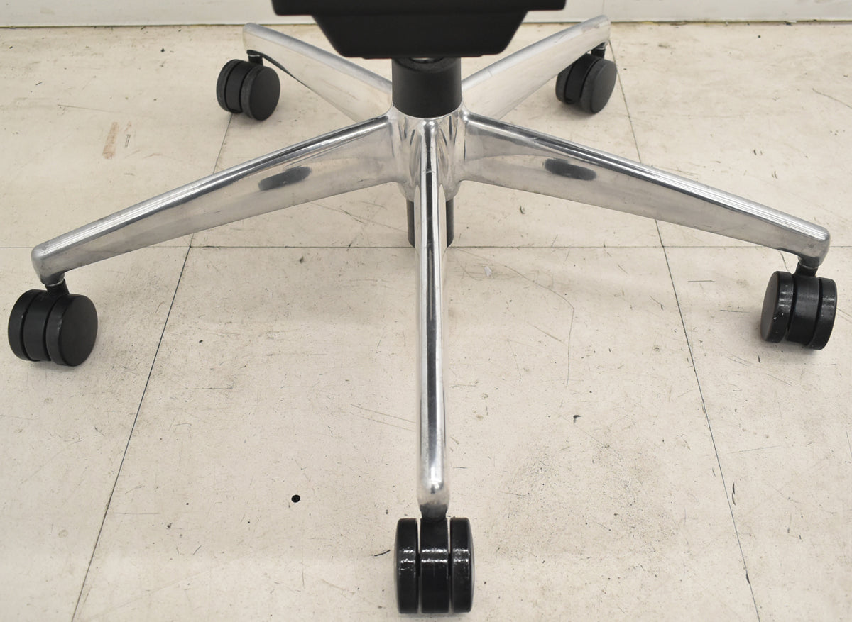 【中古】コクヨ　エアフォート　ヘッドレスト　可動肘　エアランバーサポート　ポリッシュ　ブラック　2026042301【中古オフィス家具】