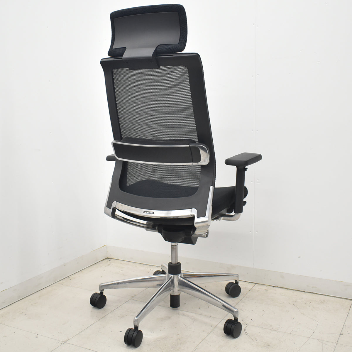 【中古】コクヨ　エアフォート　ヘッドレスト　可動肘　エアランバーサポート　ポリッシュ　ブラック　2026042301【中古オフィス家具】