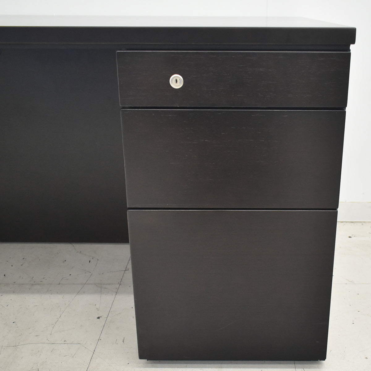 【中古】オカムラ　EX-37　役員用両袖デスク　幅1800　2026042704【中古オフィス家具】