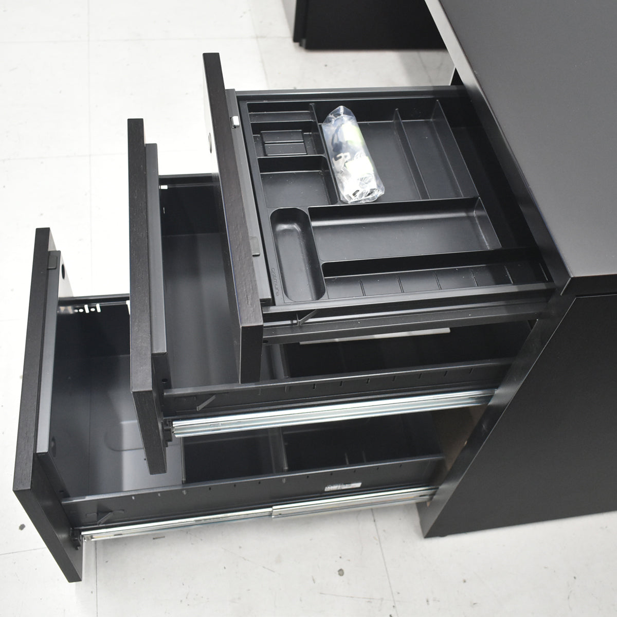 【中古】オカムラ　EX-37　役員用両袖デスク　幅1800　2026043001【中古オフィス家具】
