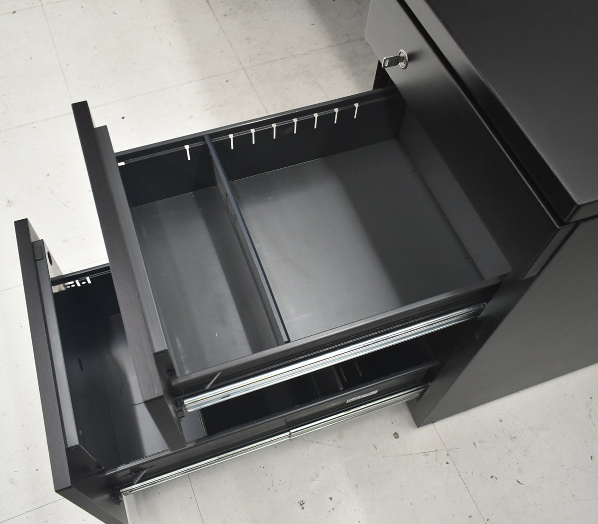 【中古】オカムラ　EX-37　役員用両袖デスク　幅1800　2026050101【中古オフィス家具】