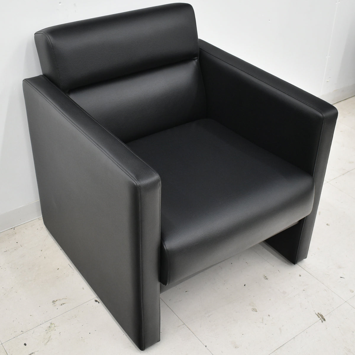 【中古】ウチダ　RS-23Nシリーズ　応接４点セット　幅1700　2026051202【中古オフィス家具】