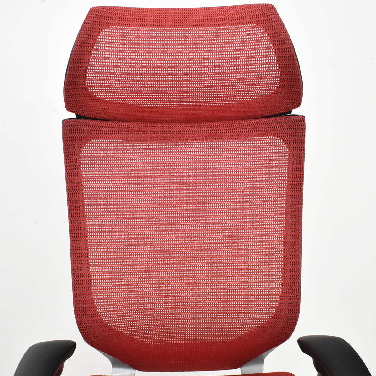 【中古】オカムラ　バロン　エクストラハイバック　可動肘　固定ヘッドレスト　シルバー脚　レッド　2026051404【中古オフィス家具】