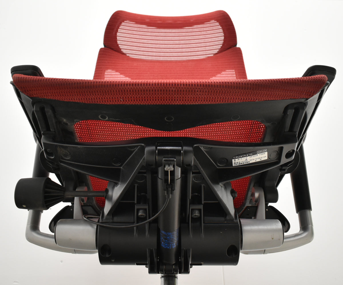 【中古】オカムラ　バロン　エクストラハイバック　可動肘　固定ヘッドレスト　シルバー脚　レッド　2026051404【中古オフィス家具】