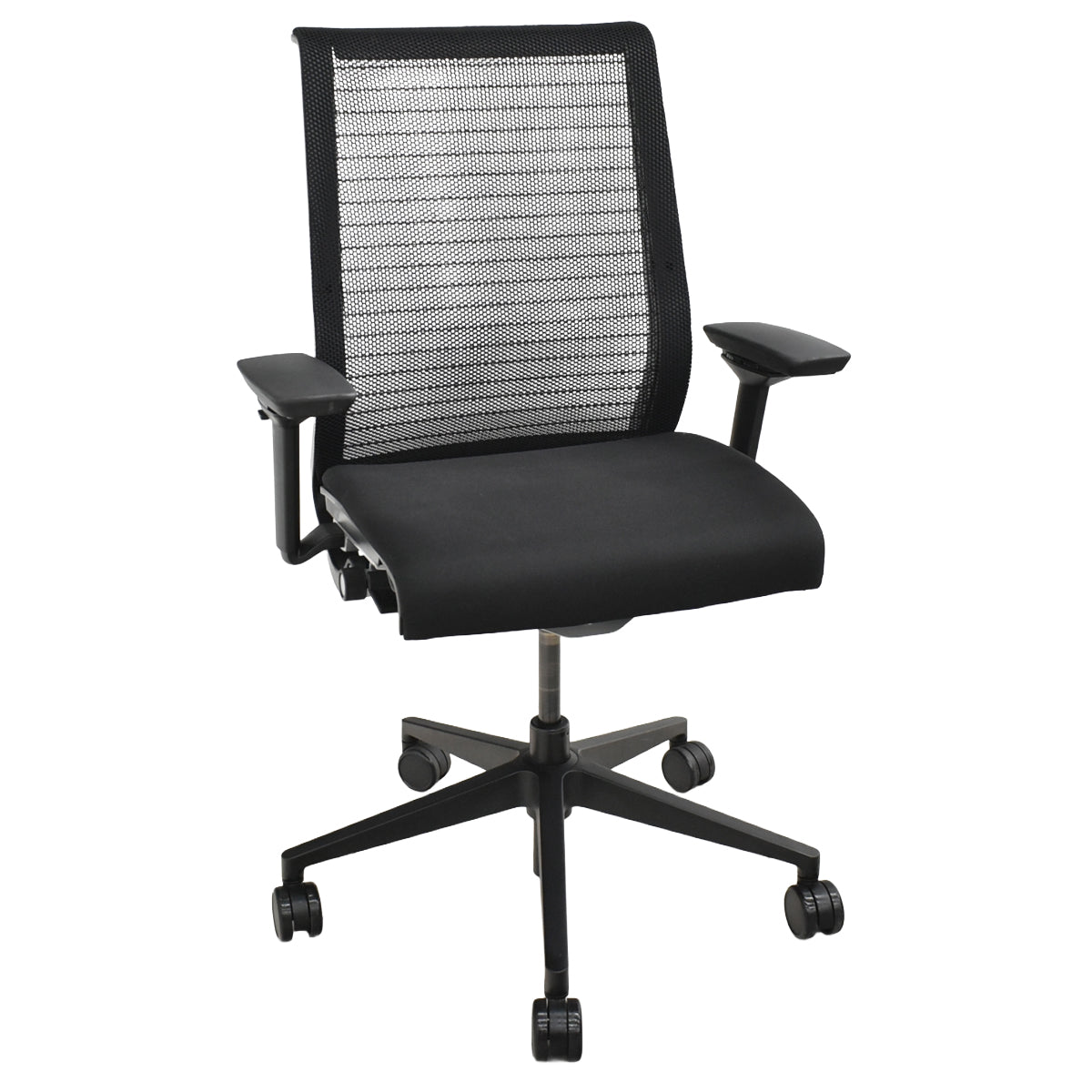 【中古】スチールケース　シンク　可動肘　ブラック　2026052001【中古オフィス家具】