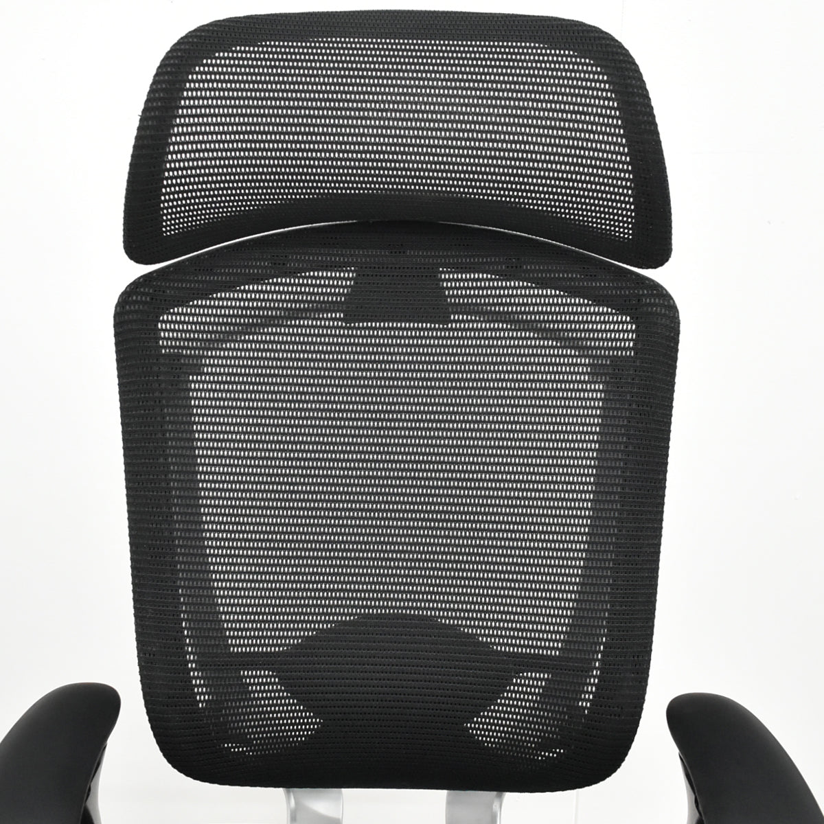 【中古】オカムラ　コンテッサ　エクストラハイバック　大型ヘッドレスト　可動肘　ランバーサポート　肘パッド新品　ブラック　2026052201【中古オフィス家具】
