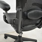 【中古】ハーマンミラー　アーロンチェア　Bサイズ　可動肘付　ランバーサポート　肘レバータイプ　ガスシリンダー新品　ブラック　2026052304【中古オフィス家具】