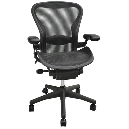 【中古】ハーマンミラー　アーロンチェア　Bサイズ　フル装備　ランバーサポート　肘ダイヤルタイプ　ガスシリンダー新品　ブラック　2026052305【中古オフィス家具】