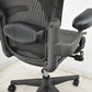 【中古】ハーマンミラー　アーロンチェア　スタンダード　Ｂサイズ　ランバーサポート　ガスシリンダー新品　ブラック　2026052501【中古オフィス家具】