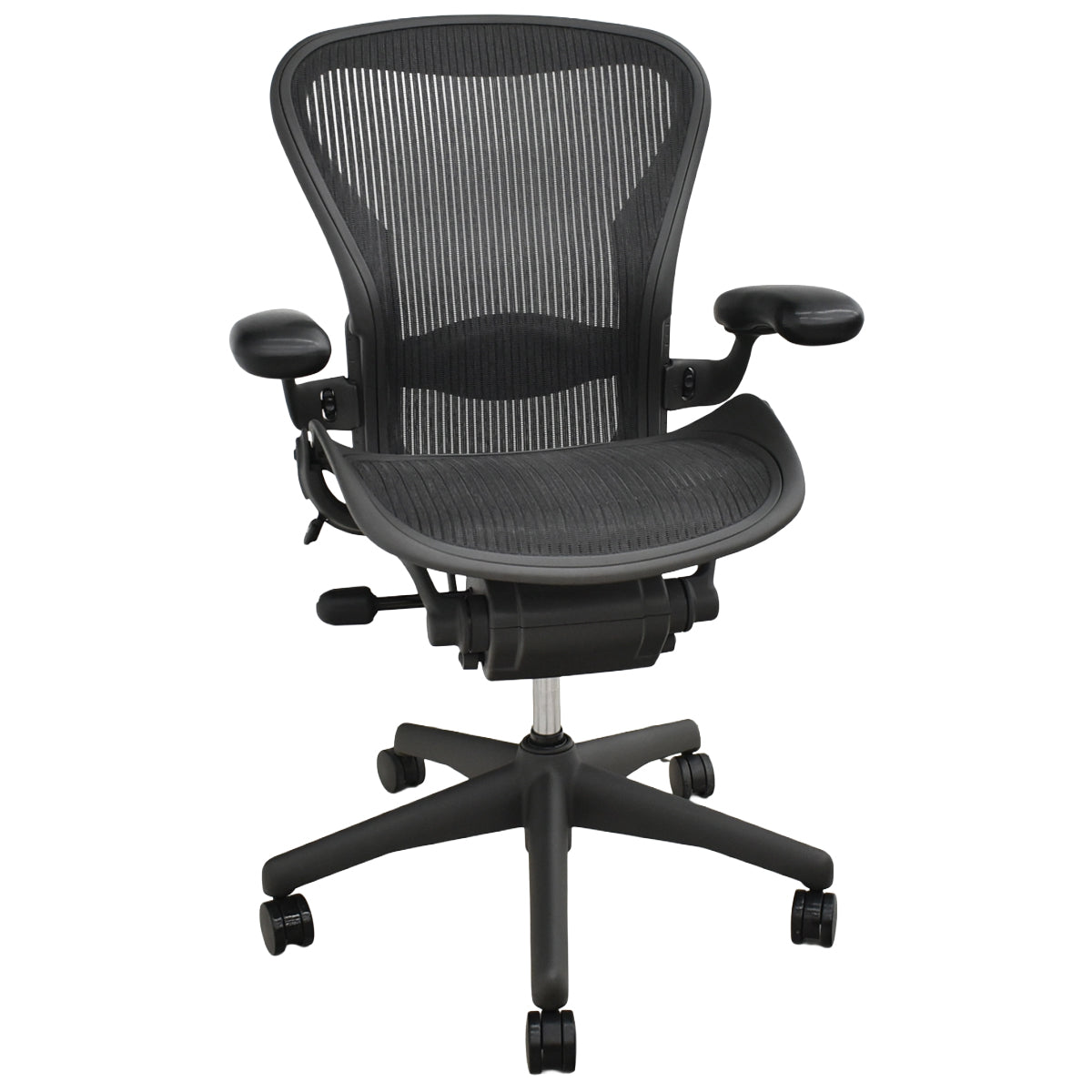 【中古】ハーマンミラー　アーロンチェア　Bサイズ　フル装備　ランバーサポート　ガスシリンダー新品　ブラック　2026052502【中古オフィス家具】