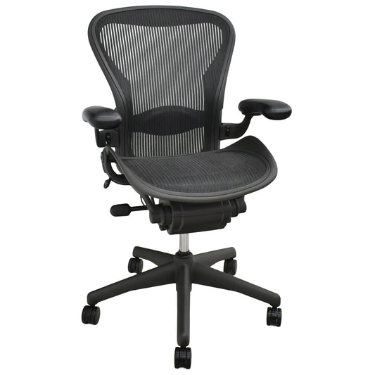 【中古】ハーマンミラー　アーロンチェア　Bサイズ　フル装備　ランバーサポート　ガスシリンダー新品　ブラック　2026052503【中古オフィス家具】