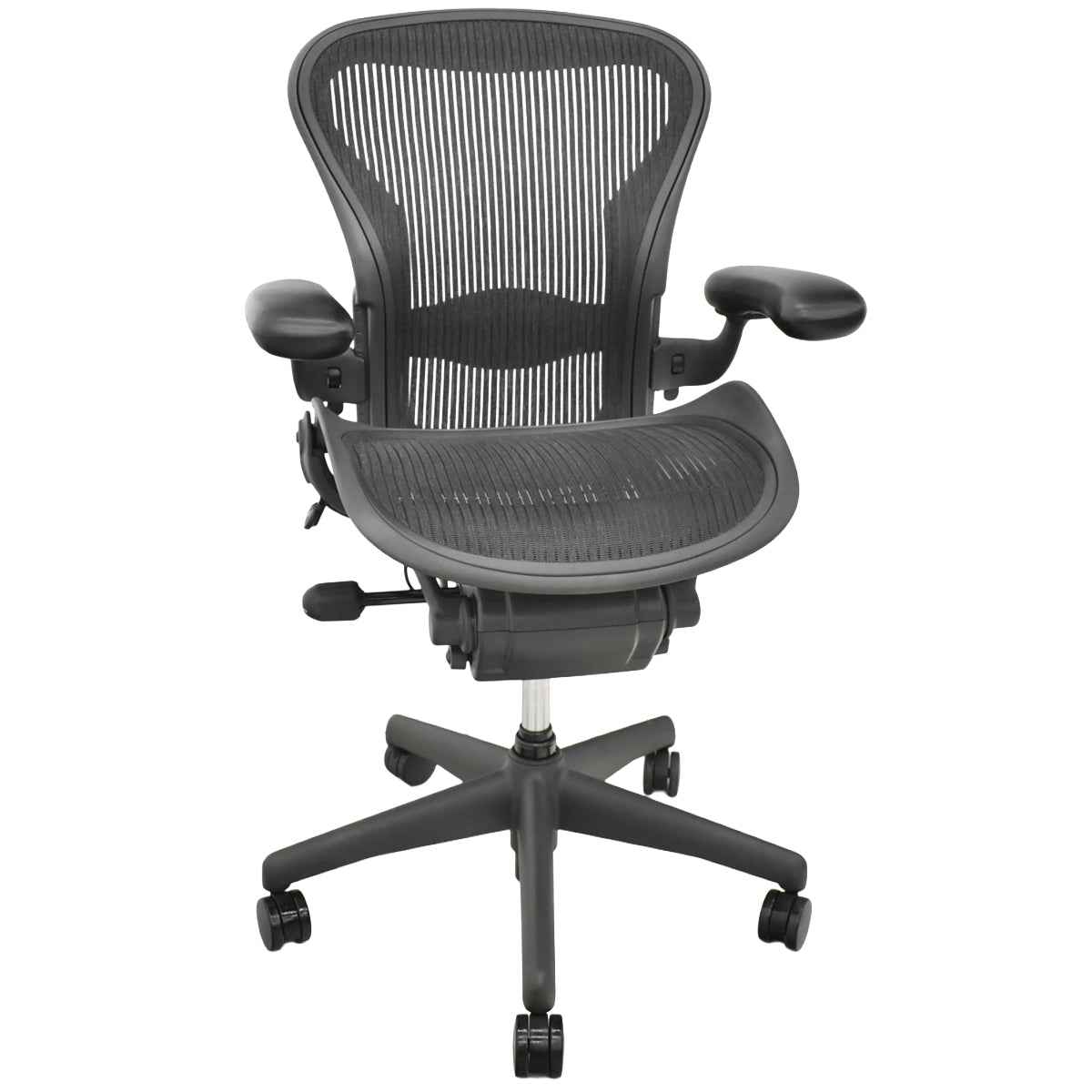 【中古】ハーマンミラー　アーロンチェア　Aサイズ　フル装備　ランバーサポート　ガスシリンダー新品　ブラック　2026052703【中古オフィス家具】