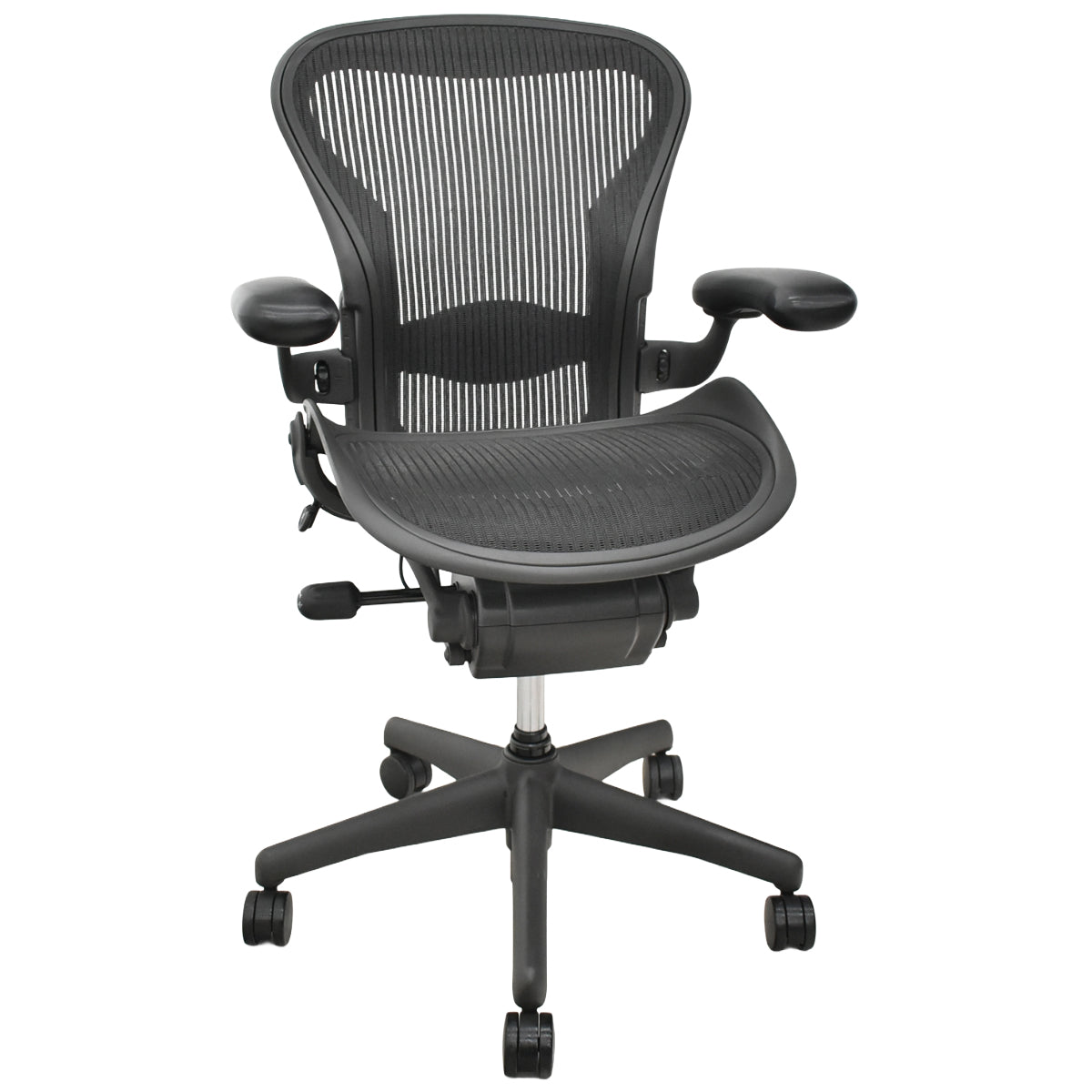 【中古】ハーマンミラー　アーロンチェア　Aサイズ　フル装備　ランバーサポート　ガスシリンダー新品　ブラック　2026052704【中古オフィス家具】