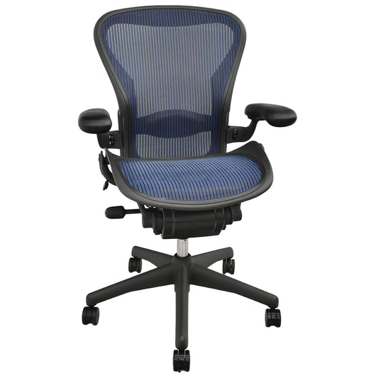 【中古】ハーマンミラー　アーロンチェア　Bサイズ　フル装備　ランバーサポート　ネイビー　2026052706【中古オフィス家具】