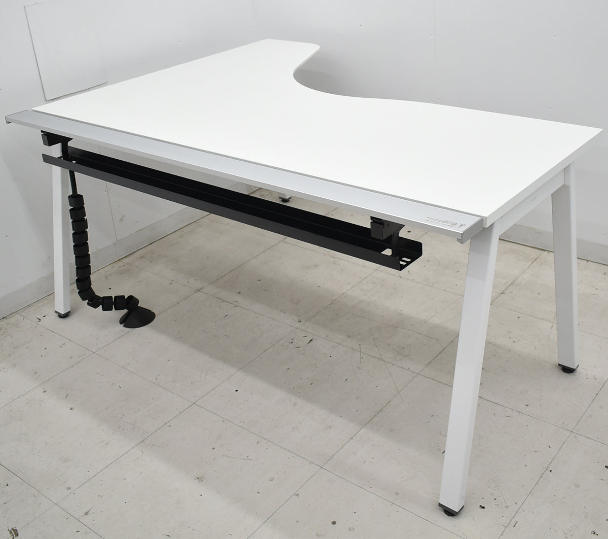 【中古】コクヨ　SAIBI　TX　L型デスク　幅1600　2026060402【中古オフィス家具】