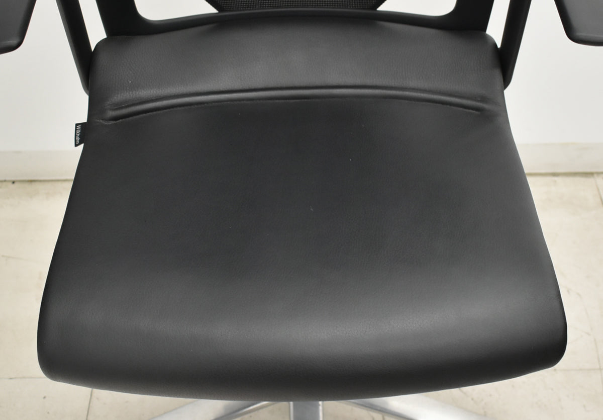 【中古】ウィルクハーン　モダス　ハイバック　固定肘　アルミ脚　メッシュ×本革　ブラック　2026061605【中古オフィス家具】