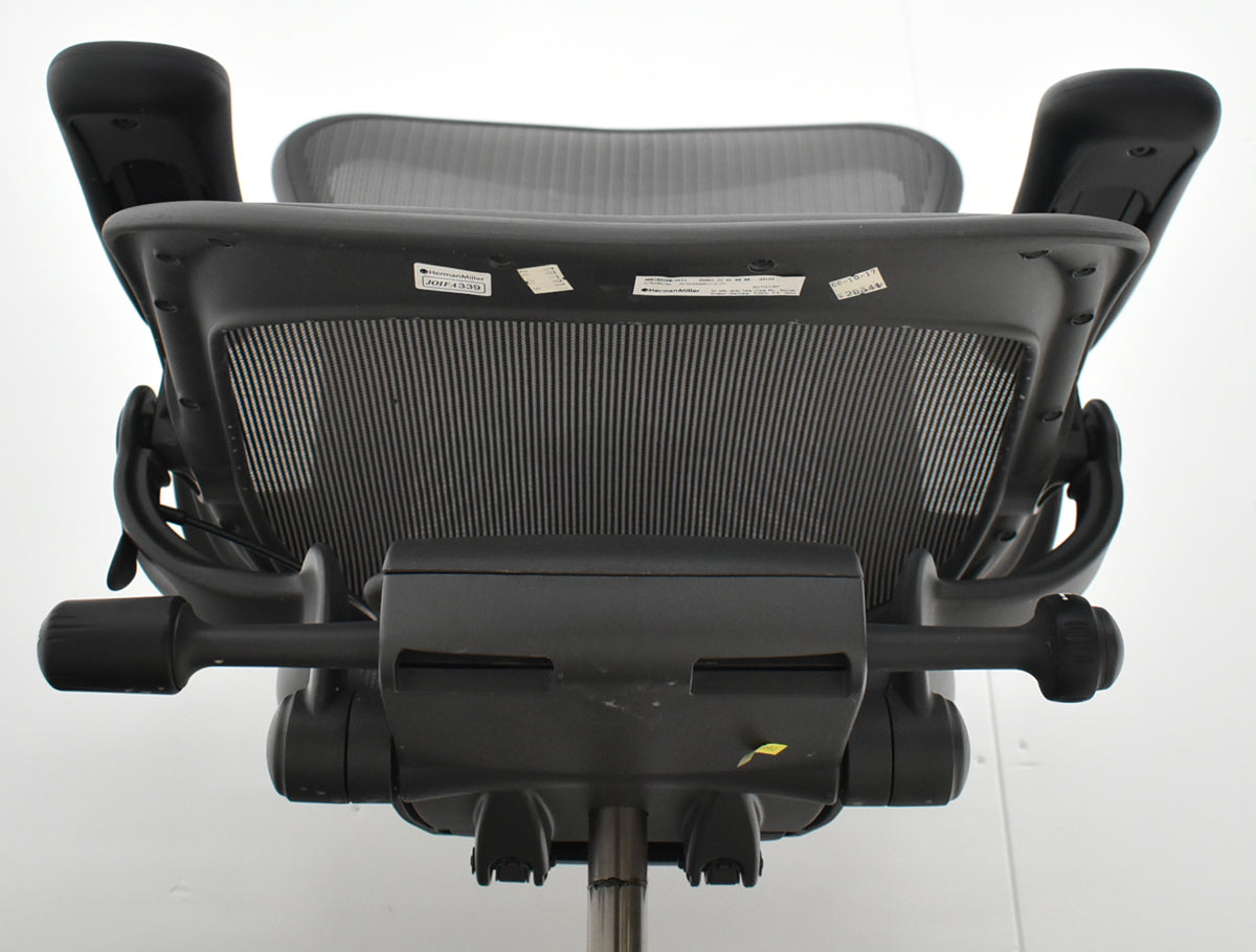 【中古】ハーマンミラー　 アーロンチェア　リマスタード　Bサイズ　可動肘　ポスチャーフィット　グレー　2026061701【中古オフィス家具】