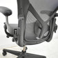 【中古】ハーマンミラー　 アーロンチェア　リマスタード　Bサイズ　可動肘　ポスチャーフィット　グレー　2026061702【中古オフィス家具】
