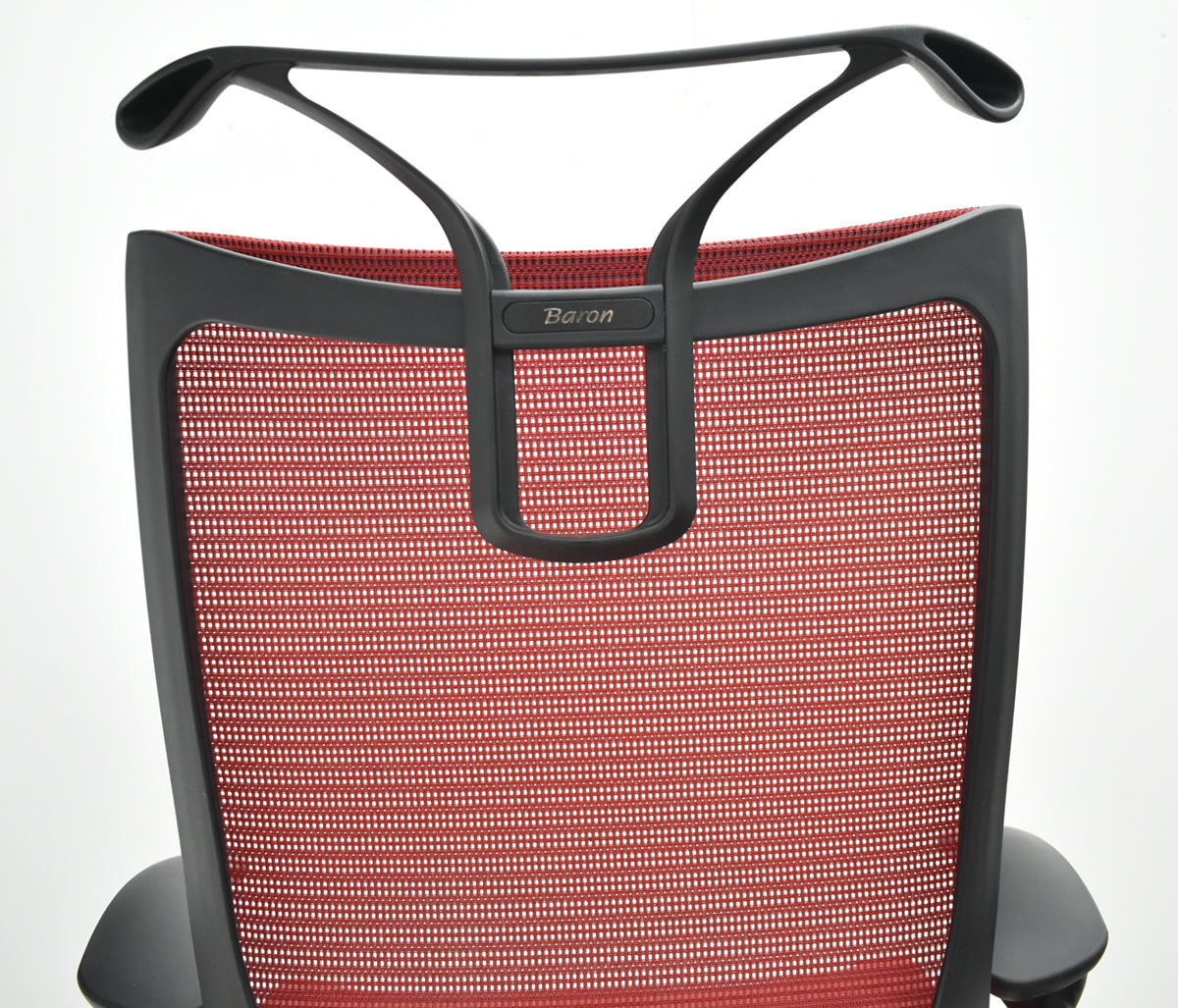 【中古】オカムラ　バロン　ハイバック　可動肘　ハンガー　昇降ガス新品交換済　レッド　2026062401【中古オフィス家具】