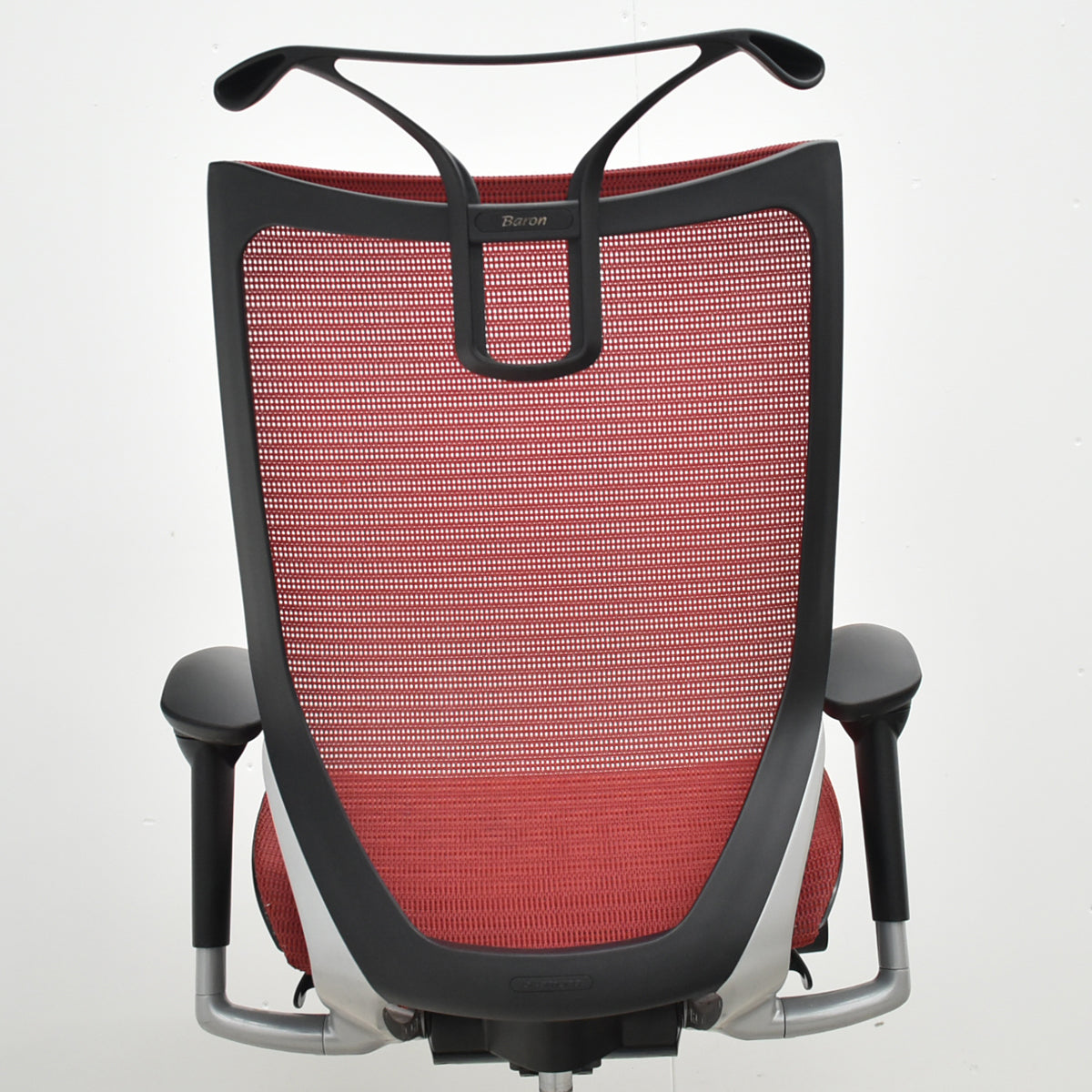 【中古】オカムラ　バロン　ハイバック　可動肘　ハンガー　昇降ガス新品交換済　レッド　2026062401【中古オフィス家具】