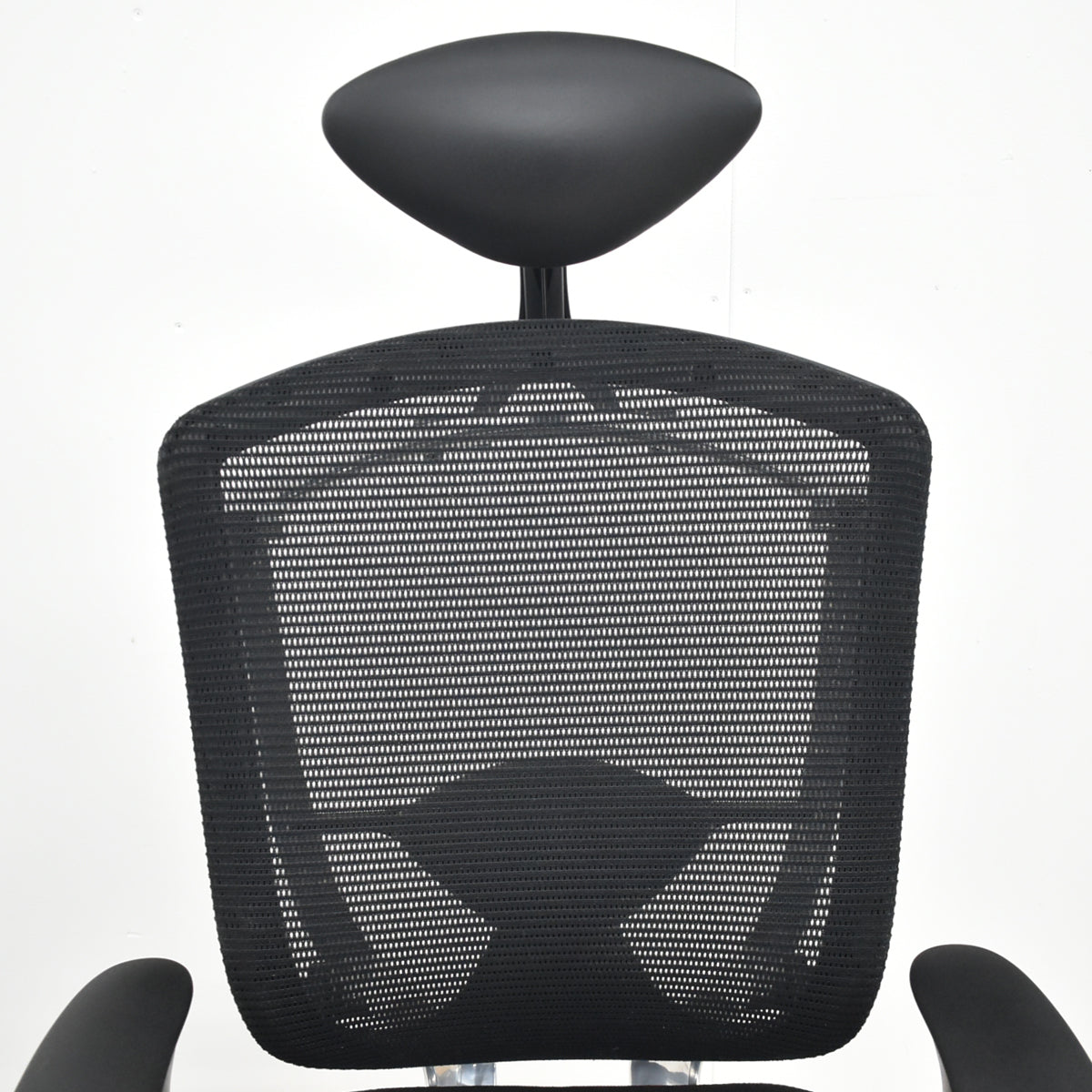 【中古】オカムラ　コンテッサ　ヘッドレスト　可動肘　ランバーサポート　ポリッシュ　ブラック　2026062502【中古オフィス家具】