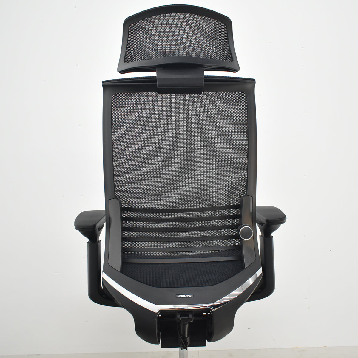 【中古】コクヨ　ベゼル　エクストラハイバック　可動ヘッドレスト　可動肘（クランクスライドアーム）ウェブモーションサポート　ポリッシュ　2020年製　ブラック　2026062503【中古オフィス家具】