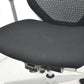 【中古】オカムラ　バロン　ローバック　固定肘　肘パッド新品　ブラック　2026062901【中古オフィス家具】