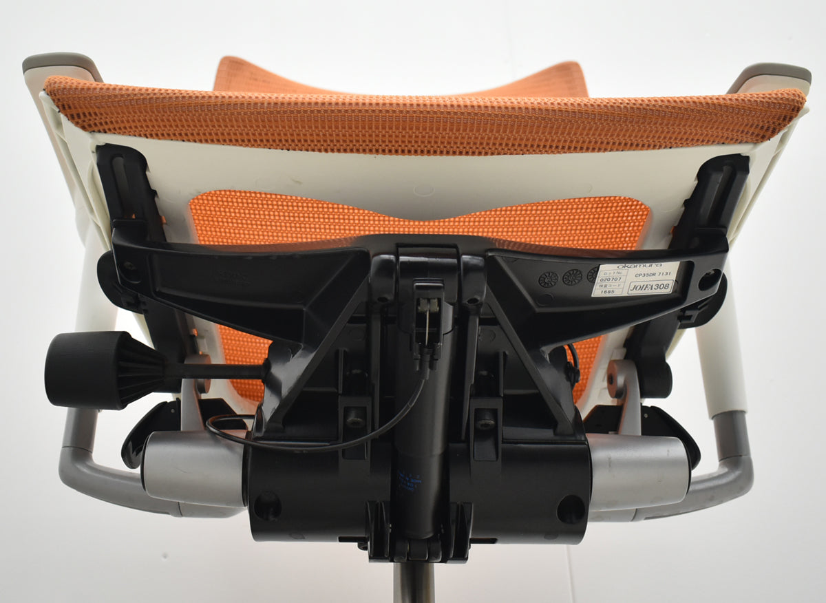 【中古】オカムラ　バロン　ローバック　可動肘　ホワイトボディ　オレンジ　2026070603【中古オフィス家具】