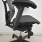 【中古】ハーマンミラー　ミラ２チェア　可動肘　トライフレックスバック　ポスチャーフィット　ブラック　2026071304【中古オフィス家具】