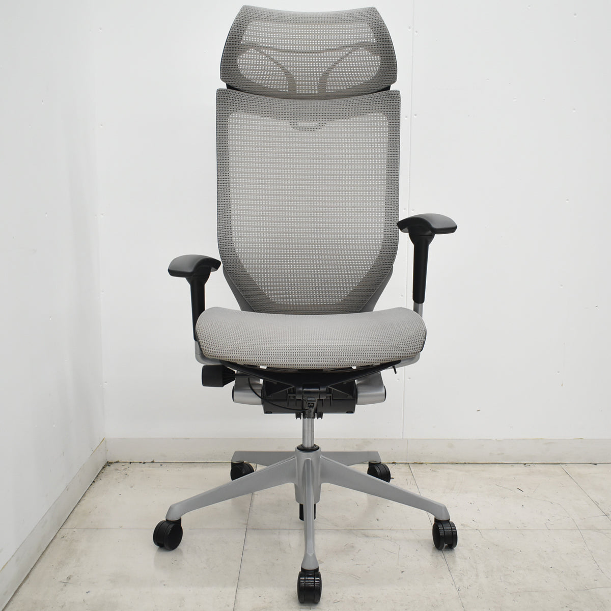 【中古】オカムラ　バロン　エクストラハイバック　可動肘　固定ヘッドレスト　ハンガー　グレー　2026071405【中古オフィス家具】