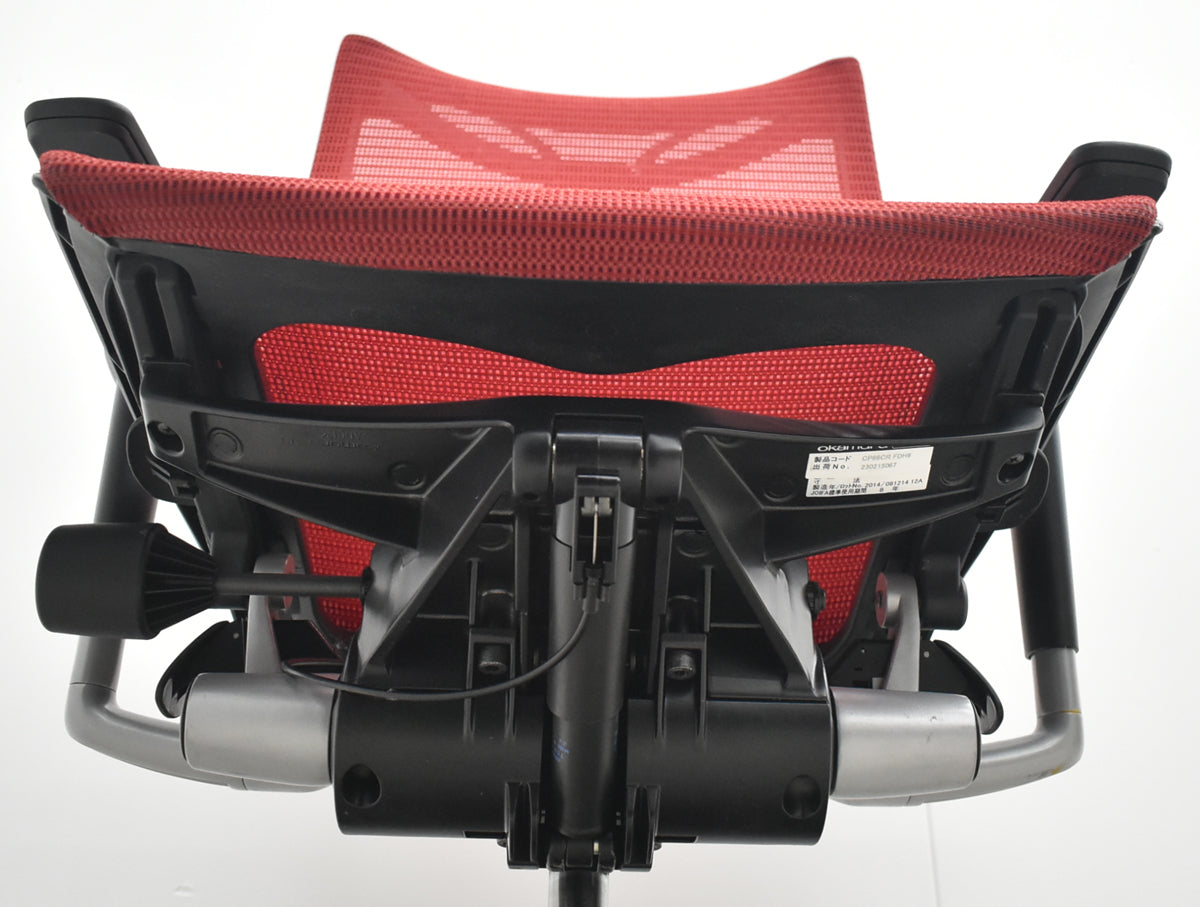 【中古】オカムラ　バロン　ハイバック　可動肘　ハンガー　シルバー脚　レッド 　2026072101【中古オフィス家具】