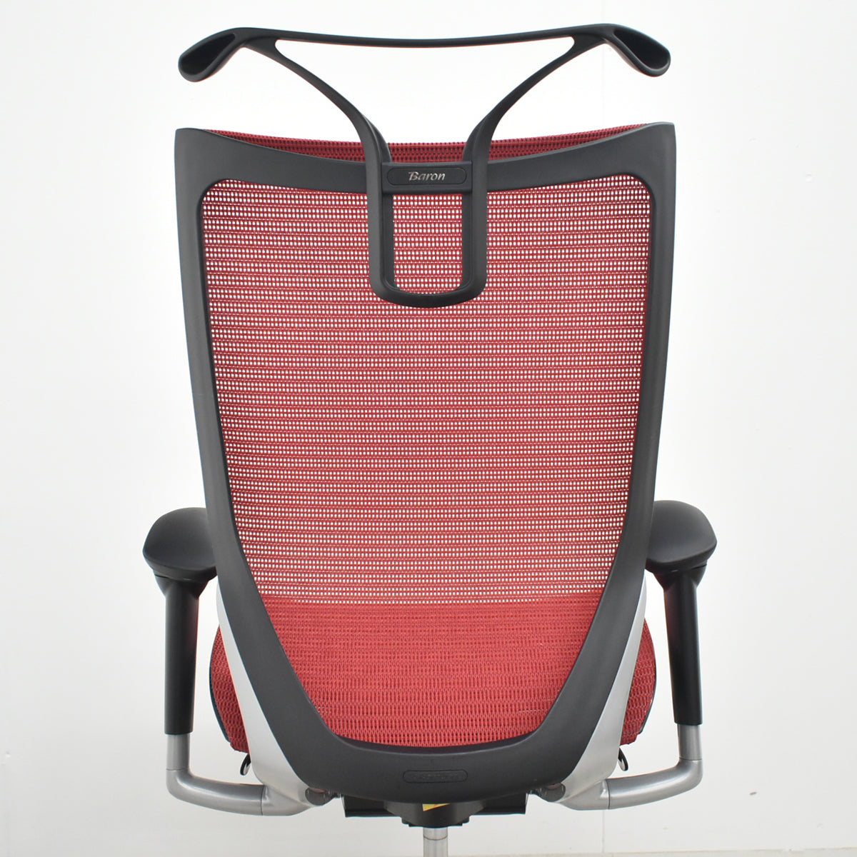 【中古】オカムラ　バロン　ハイバック　可動肘　ハンガー　シルバー脚　レッド 　2026072101【中古オフィス家具】