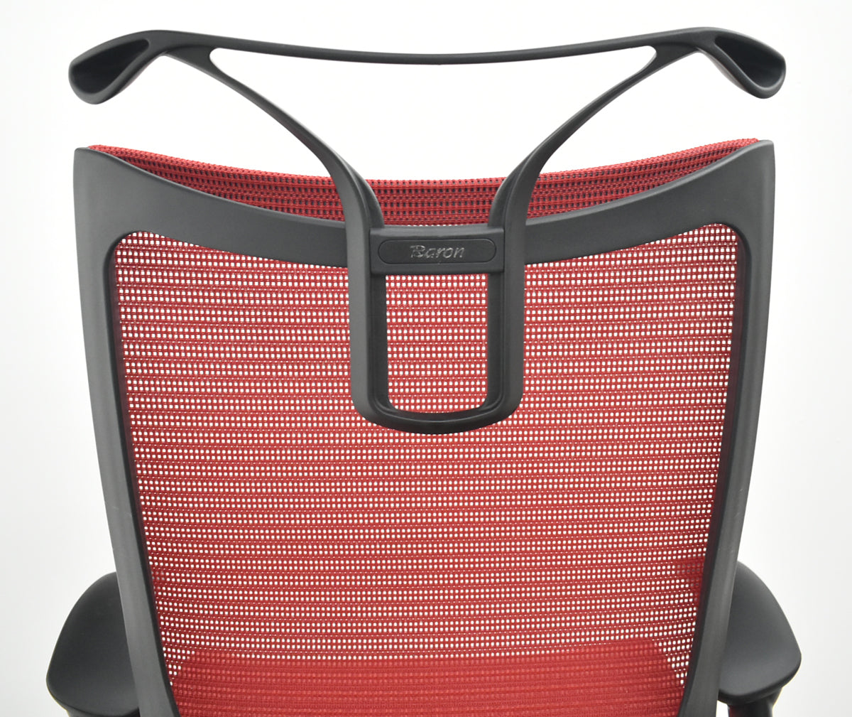 【中古】オカムラ　バロン　ハイバック　可動肘　ハンガー　シルバー脚　レッド 　2026072101【中古オフィス家具】
