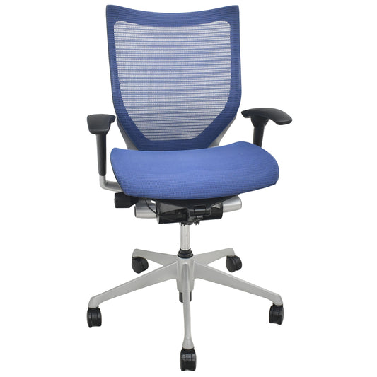 【中古】オカムラ　バロン　ローバック　可動肘　シルバー脚　昇降ガス新品　ミディアムブルー　2026072201【中古オフィス家具】